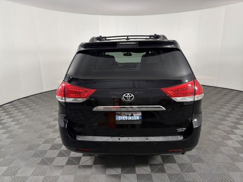 Used 2013 Toyota Sienna Limited w/ Premium Pkg AWD/4WD image 22