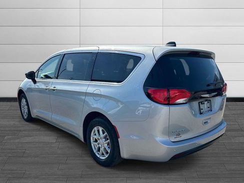 New 2026 Chrysler Voyager LX FWD image 5