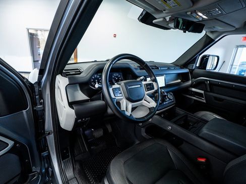 Used 2020 Land Rover Defender 110 SE image 33