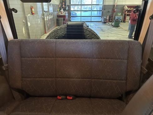 Used 2001 Jeep Wrangler Sport image 22