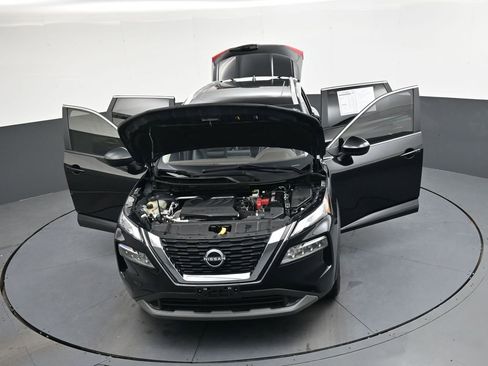 Used 2023 Nissan Rogue SV w/ SV Premium B Package image 43