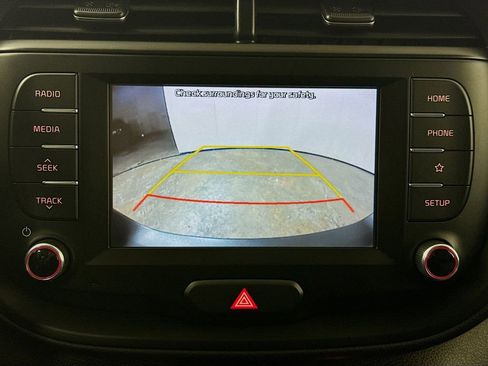 Used 2020 Kia Soul LX FWD image 15