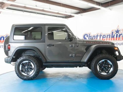 Used 2022 Jeep Wrangler Rubicon w/ Cold Weather Group AWD/4WD image 27