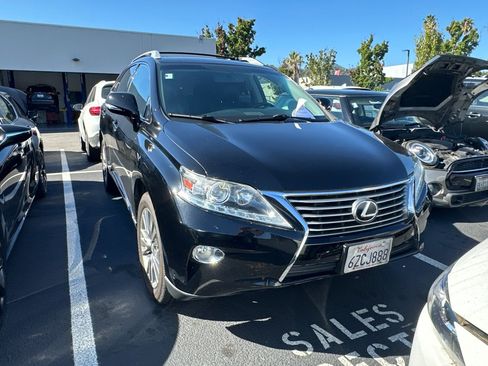 Used 2013 Lexus RX 350 AWD w/ Navigation Pkg image 2