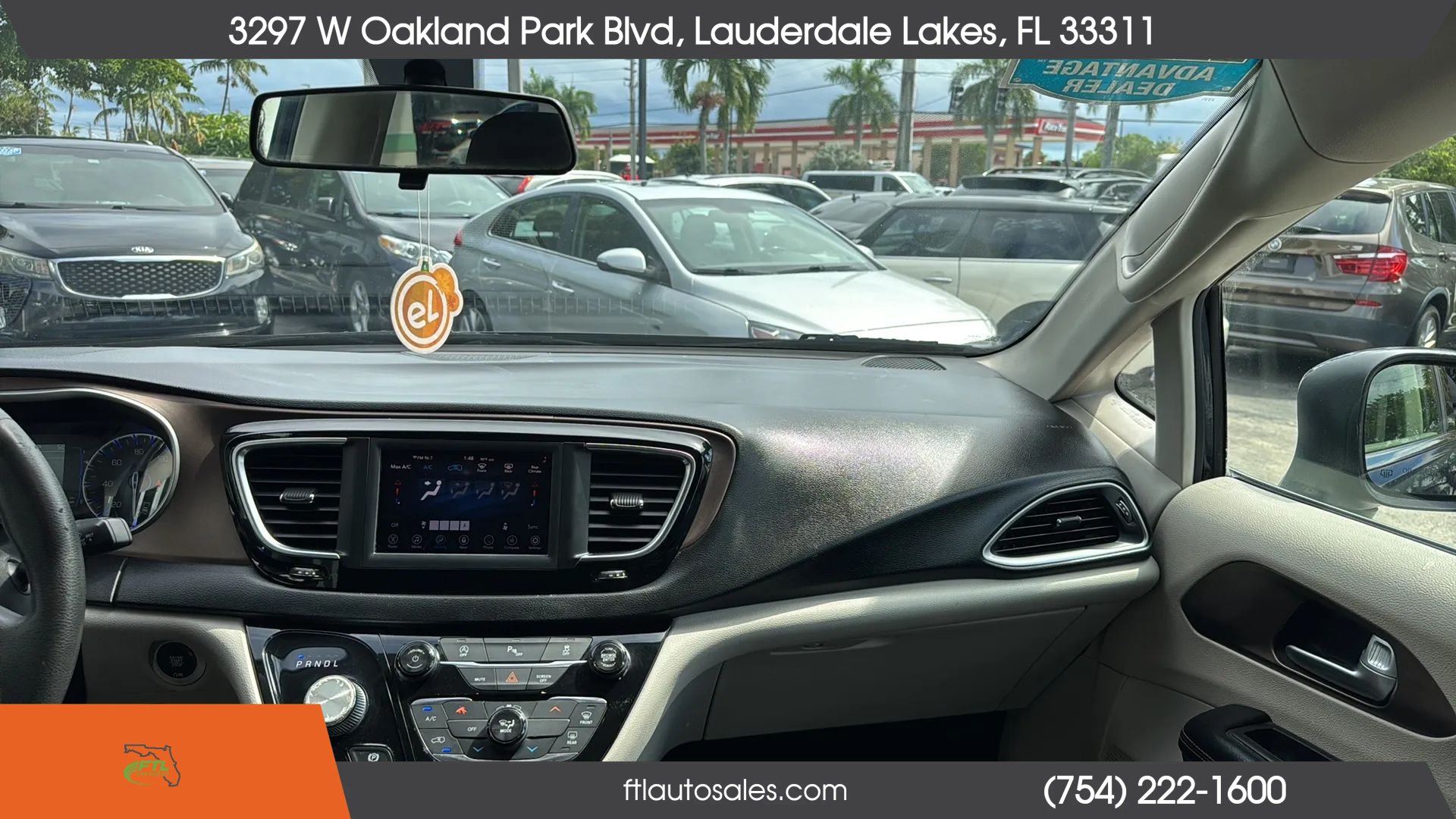 Used 2018 Chrysler Pacifica LX FWD image 40