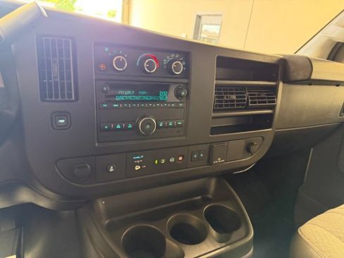 Used 2024 Chevrolet Express 3500 LT w/ LT Preferred Equipment Group RWD image 12