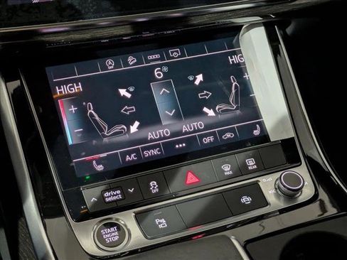 Certified 2025 Audi Q7 Premium w/ Convenience Package image 16