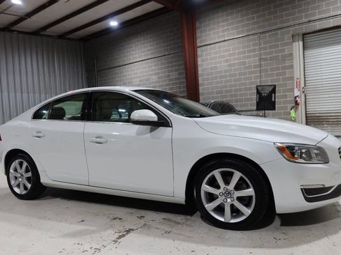Used 2016 Volvo S60 T5 Premier w/ Convenience Package FWD image 7