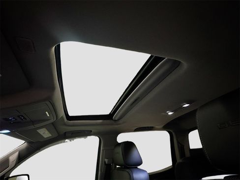 Used 2018 GMC Sierra 1500 Denali w/ Denali Ultimate Package image 27