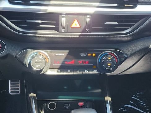 Used 2022 Kia Forte GT-Line w/ GT-Line Technology Package FWD image 13