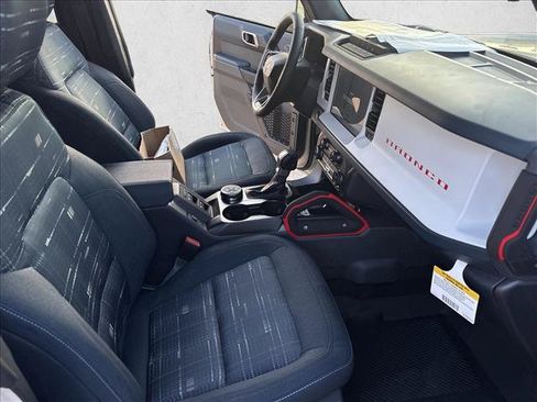 New 2026 Ford Bronco Heritage Edition AWD/4WD image 28