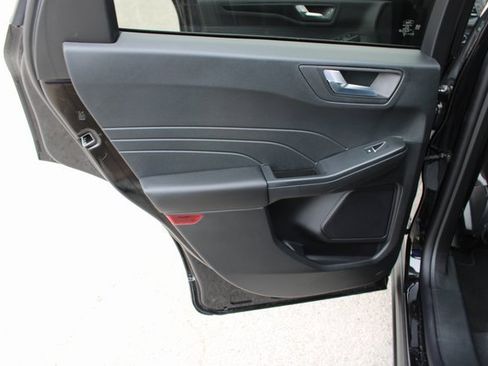 New 2026 Ford Escape ST-Line w/ Cold Weather Package image 8