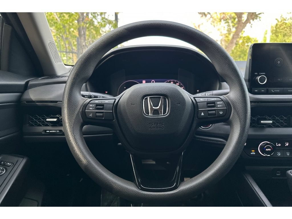 Used 2023 Honda Accord EX image 36