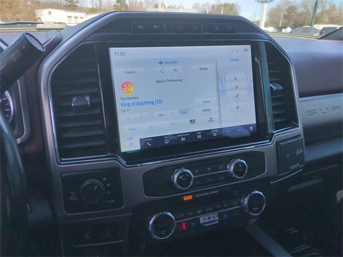 Used 2022 Ford F350 Platinum w/ FX4 Off-Road Package image 24