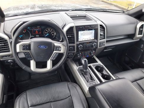 Used 2019 Ford F150 Lariat w/ Equipment Group 502A Luxury image 12