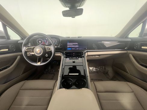 Certified 2026 Porsche Panamera image 13