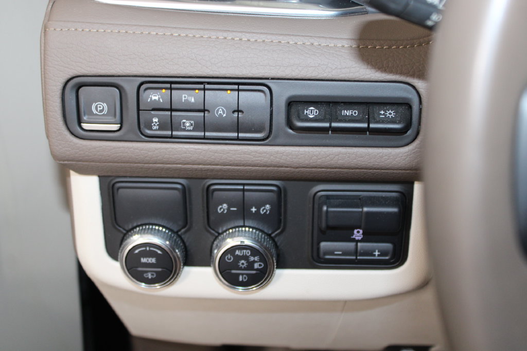 Used 2024 GMC Yukon XL Denali w/ Max Trailering Package RWD image 28