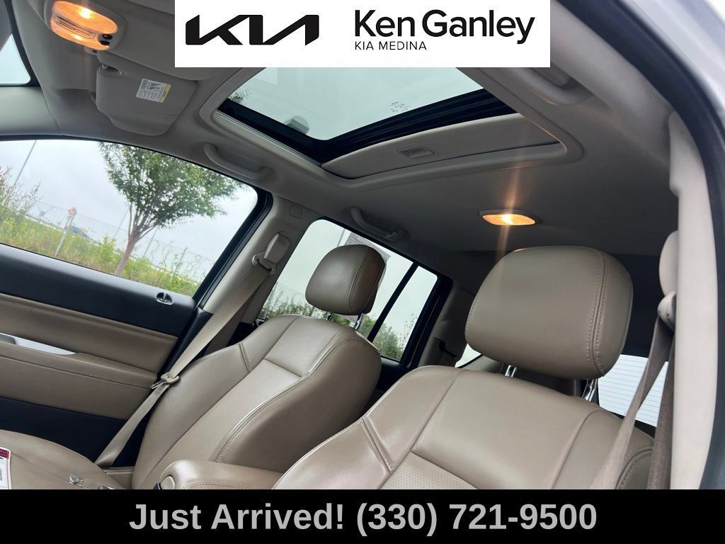Used 2016 Jeep Compass High Altitude AWD/4WD image 11