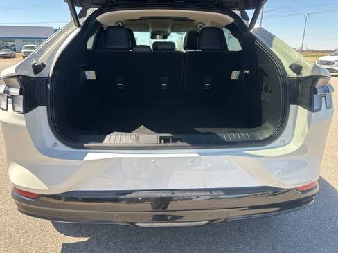 Used 2021 Ford Mustang Mach-E Premium image 21