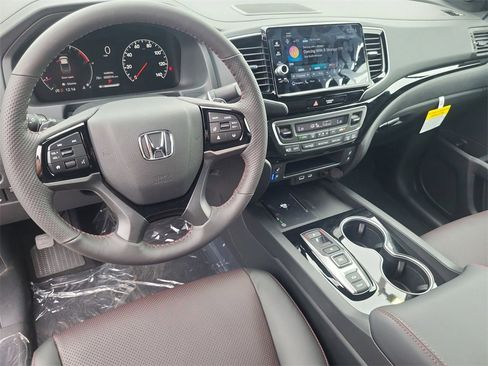 New 2026 Honda Ridgeline Black Edition image 7