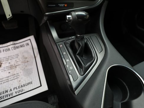 Used 2015 Kia Optima LX image 16