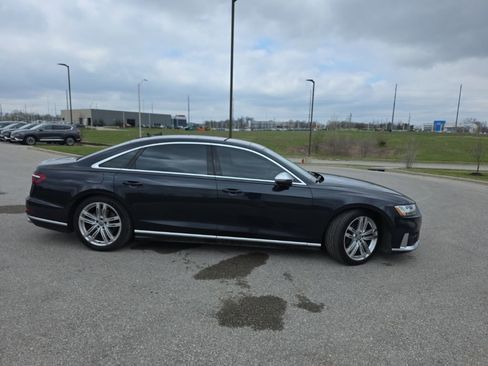 Used 2020 Audi S8 L AWD/4WD image 4