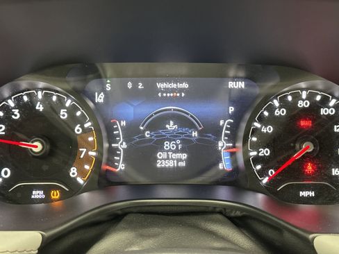 Used 2022 Jeep Compass Limited image 13