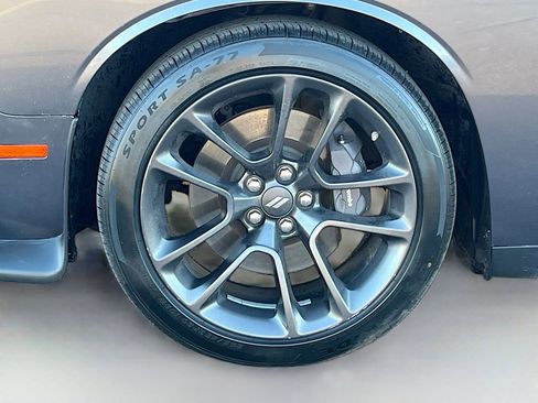 Used 2022 Dodge Challenger R/T Scat Pack RWD image 32
