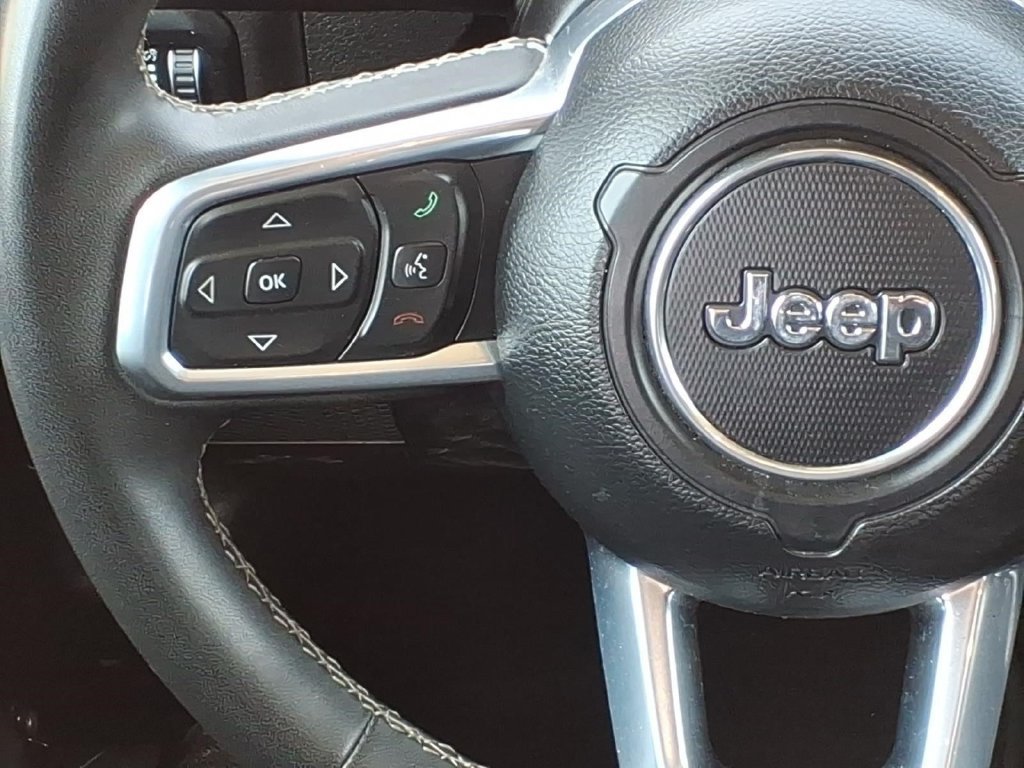 Used 2023 Jeep Gladiator Overland AWD/4WD image 10