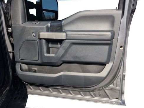 Used 2022 Ford F250 Platinum w/ Tremor Off-Road Package image 23