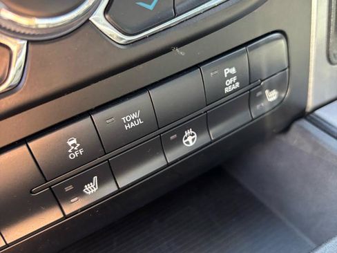 Used 2022 RAM 1500 Warlock w/ Ceramic Grey Warlock Package AWD/4WD image 23