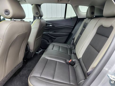 Used 2024 Chevrolet Trax ACTIV w/ Sunroof Package FWD image 14