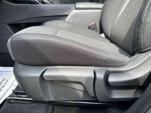 Used 2021 Nissan Rogue S image 14