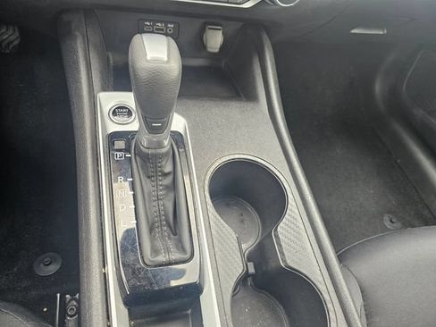 Used 2025 Nissan Altima 2.5 SV FWD image 22