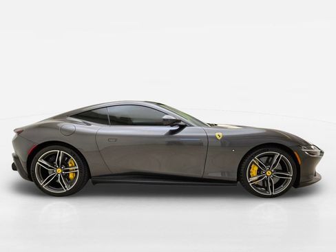 Used 2022 Ferrari Roma RWD image 6