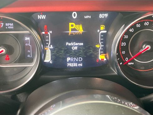 Used 2020 Jeep Gladiator Rubicon w/ Dual Top Group AWD/4WD image 12