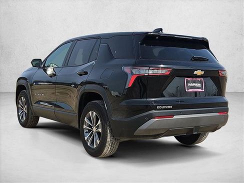 New 2026 Chevrolet Equinox LT w/ LPO, Floor Liner Package image 9