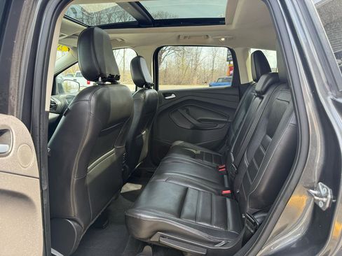 Used 2018 Ford Escape Titanium w/ Ford Safe & Smart Package AWD/4WD image 14