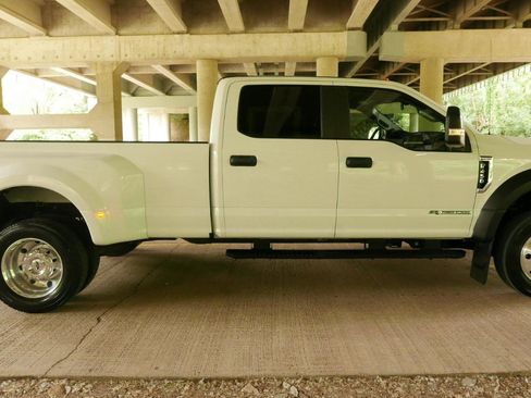 Used 2019 Ford F450 XL w/ Power Equipment Group RWD image 27