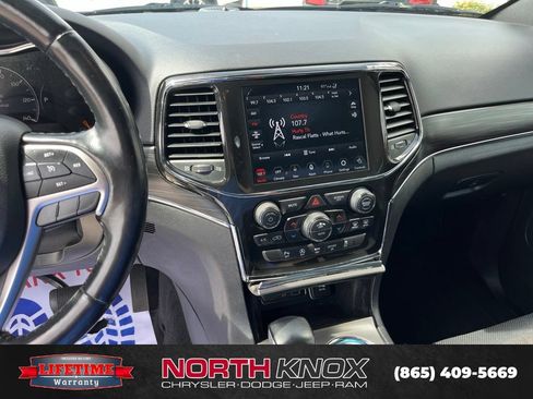 Used 2021 Jeep Grand Cherokee Limited w/ Luxury Group II RWD image 8
