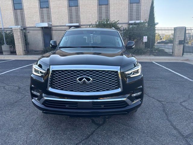Used 2019 INFINITI QX80 Luxe w/ Proassist Package RWD image 2