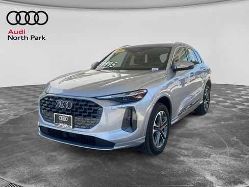 Used 2025 Audi Q5 Premium AWD/4WD image 1