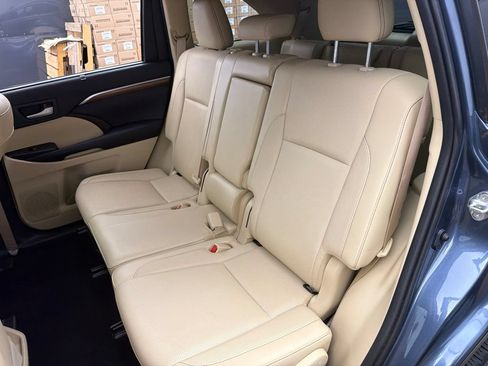 Used 2019 Toyota Highlander Limited AWD/4WD image 21