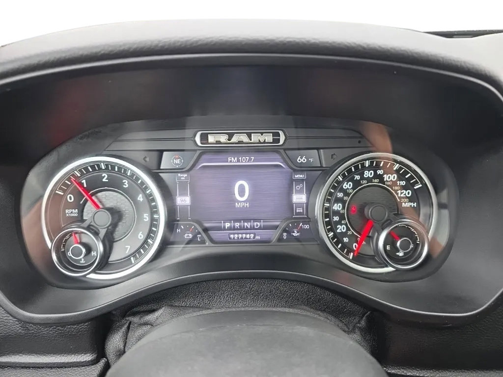 Used 2019 RAM 1500 Big Horn AWD/4WD image 25