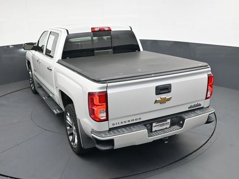 Used 2018 Chevrolet Silverado 1500 High Country image 27