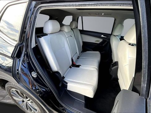 Used 2019 Volkswagen Tiguan SEL FWD image 26