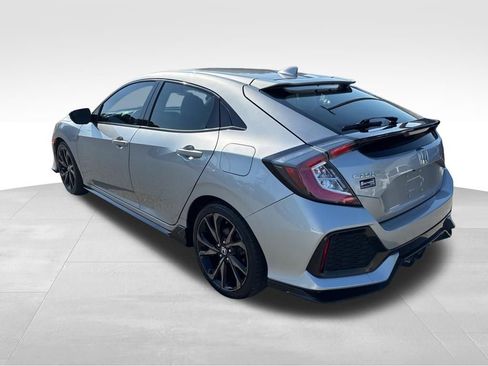 Used 2017 Honda Civic Sport image 3