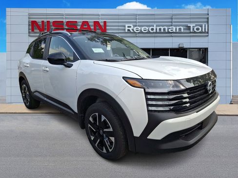 New 2025 Nissan Kicks SV w/ SV Premium Package image 1