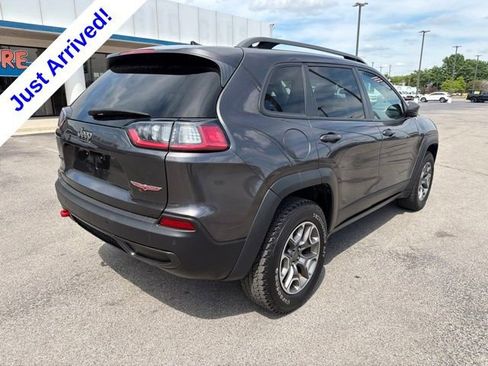 Used 2021 Jeep Cherokee Trailhawk w/ Premium Leather Package AWD/4WD image 4