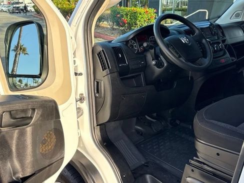 Used 2021 RAM ProMaster 2500 FWD image 12